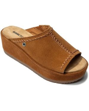 Minnetonka Paislee Wedge Sandal - Brown