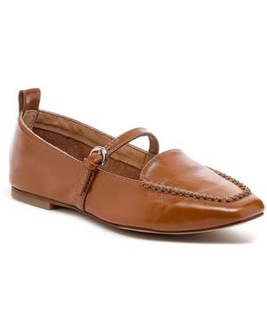 Kelsi Dagger Brooklyn Ferry Flat - Brown