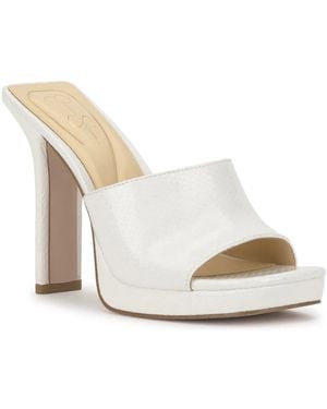 Jessica Simpson Azelica Platform Sandal - White