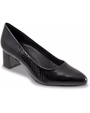 Trotters Kari Pump - Black