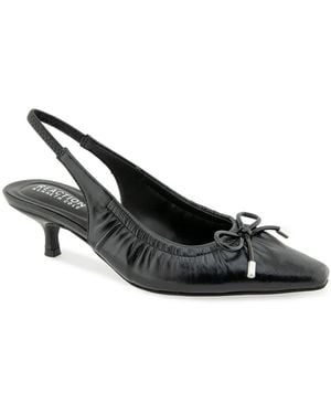 Kenneth Cole Mango Pump - Black