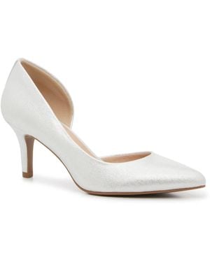 Kelly & Katie Satela Pump - White