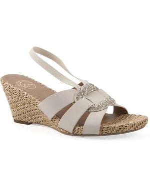 White Mountain Atavi Wedge Sandal - Metallic