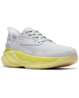 Clarks Pace Sneaker - Yellow