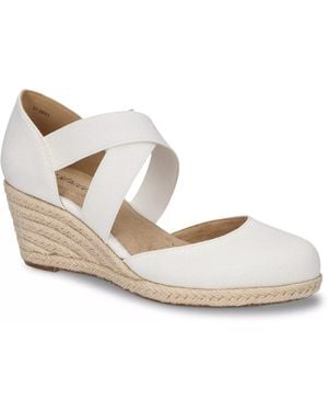 Easy Street Pari Espadrille Pump - White