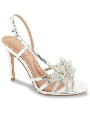 BCBGeneration Jranda Sandal - White