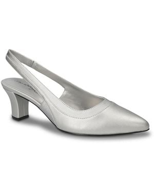 Easy Street Dessa Pump - Gray