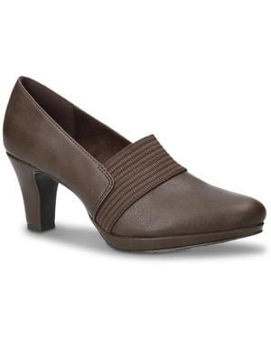 Easy Street Donya Pump - Brown