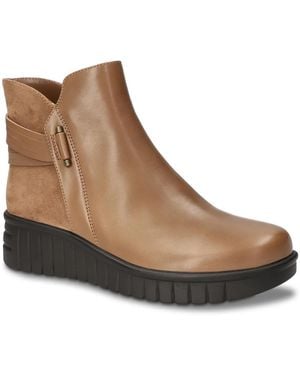 Bella Vita Sueann Bootie - Black