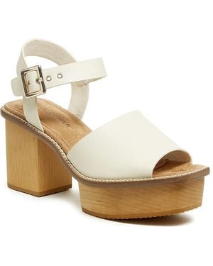 Kelsi Dagger Brooklyn Groove Platform Sandal - Metallic
