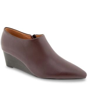 Andre Assous Wynda Wedge Bootie - Brown