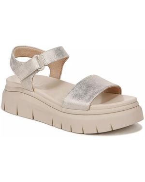 Naturalizer Poppi Wedge Sandal - Yellow