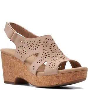 Clarks Giselle Bay Wedge Sandal - Brown