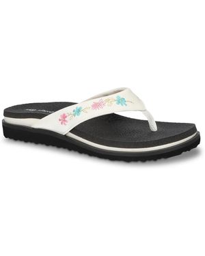 Easy Street Extra Wide Width Wanderlust Flip Flop - Black