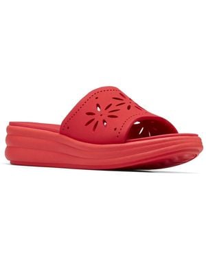 Clarks Cloudsteppers Drift Floral Wedge Sandal - Red