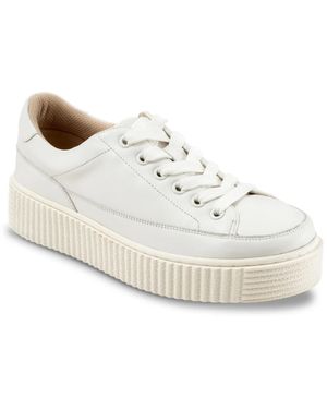 Trotters Baylor Platform Sneaker - White