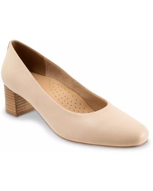 Trotters Daria Pump - Black