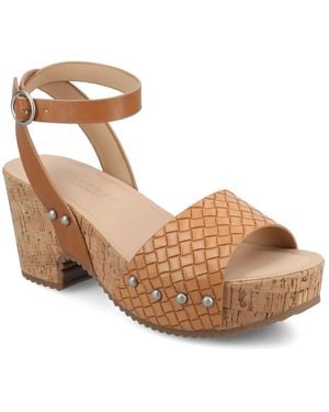 Journee Collection Vanessa Platform Sandal - Metallic
