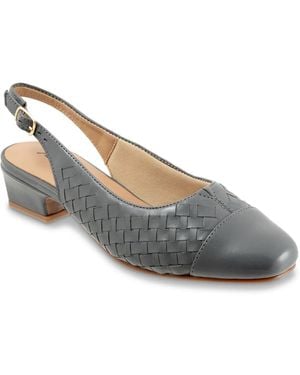 Trotters Dea Pump - Gray