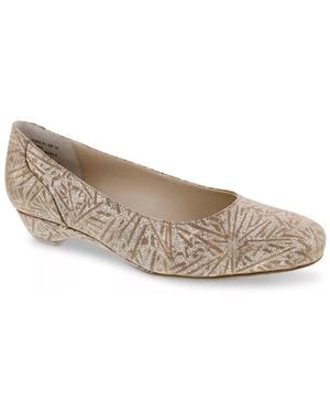Ros Hommerson Tabitha Pump - Brown