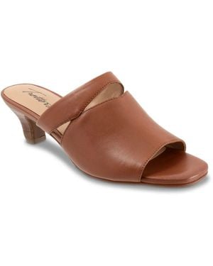 Trotters Ninette Sandal - Brown