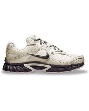 Nike V5 Rnr Sneaker - White