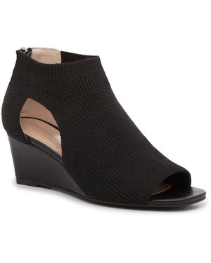 Adrienne Vittadini Arletta Wedge Sandal - Black