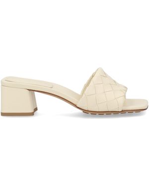 Bottega Veneta Sandalwood "Park" - Natural