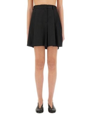 Moschino Wool Shorts With Pleated Design - Black