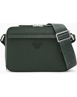 Emporio Armani Asv Mini-Kamera-Tasche Aus Neu Aufbereitetem Saffiano-Leder Mit Adler-Plakette - Grün