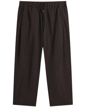 Nike Tech Helios Sun Pant - Gray