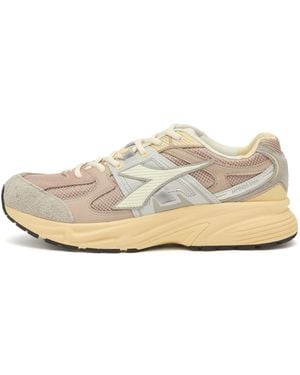 Diadora Mythos Star M2 Stone Trainer - White