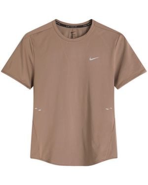 Nike Swift Dri-Fit T-Shirt - Brown