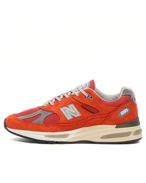 New Balance 991V2 Trainer - Red
