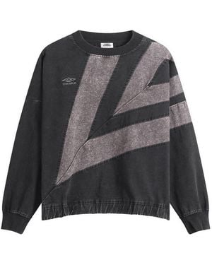 Umbro Washed Diamond Drill Sweatshirt - Gray