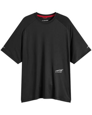 and wander X Altra T-Shirt - Black