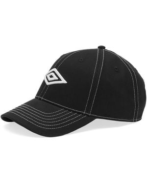 Umbro Contrast Stitch Cap - Black