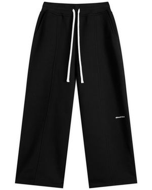 About Blank Pleated Sweatpant - Black