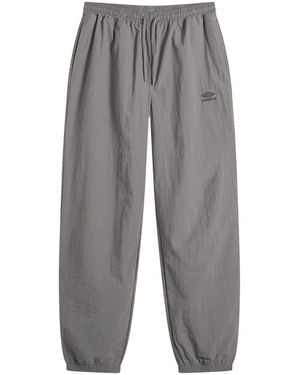 Umbro Relaxed Track Pant - Grey