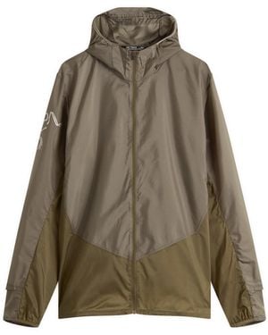 Arc'teryx Norvan Windshell Hooded Jacket - Green