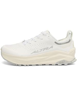 Altra Olympus 6 Trainer - White