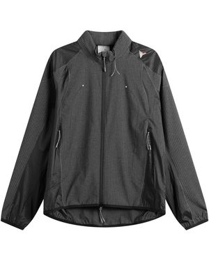 ROA Numb Pinstriped Hooded Wind Jacket - Black