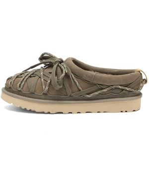 UGG Tasman Lace - Brown