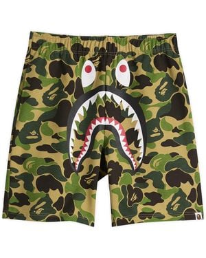 A Bathing Ape Abc Camo Shark Sweat Shorts - Green