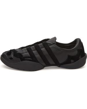 Y-3 Regu 2002 Sneakers - Black