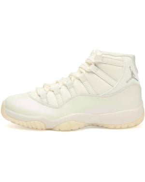 Nike 11 Retro W Trainer - Natural