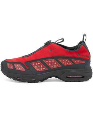 Nike Air Max Sndr Gore-Tex W Trainer - Red