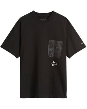 and wander End. X Print Pocket T-Shirt - Black