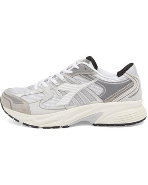 Diadora Mythos Star Trainer - White