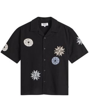 Wax London Didcot Round Applique Vacation Shirt - Black